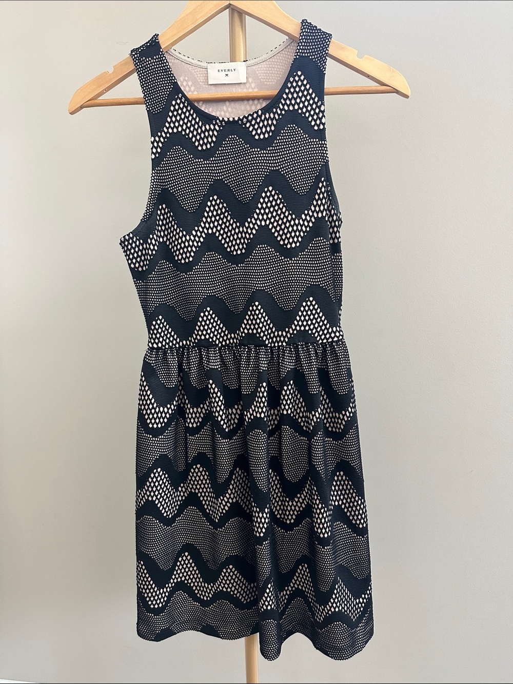 Everly Anthropologie Black Lace Midi Dress Size M Fit Flare Wedding